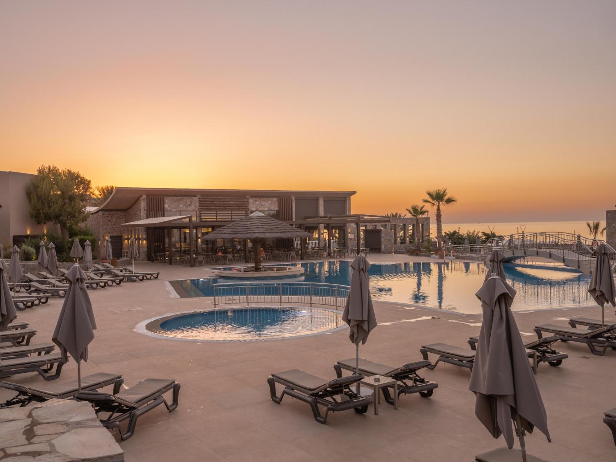 Nana Golden Beach All Inclusive Resort & Spa Hersonissos  Exterior photo